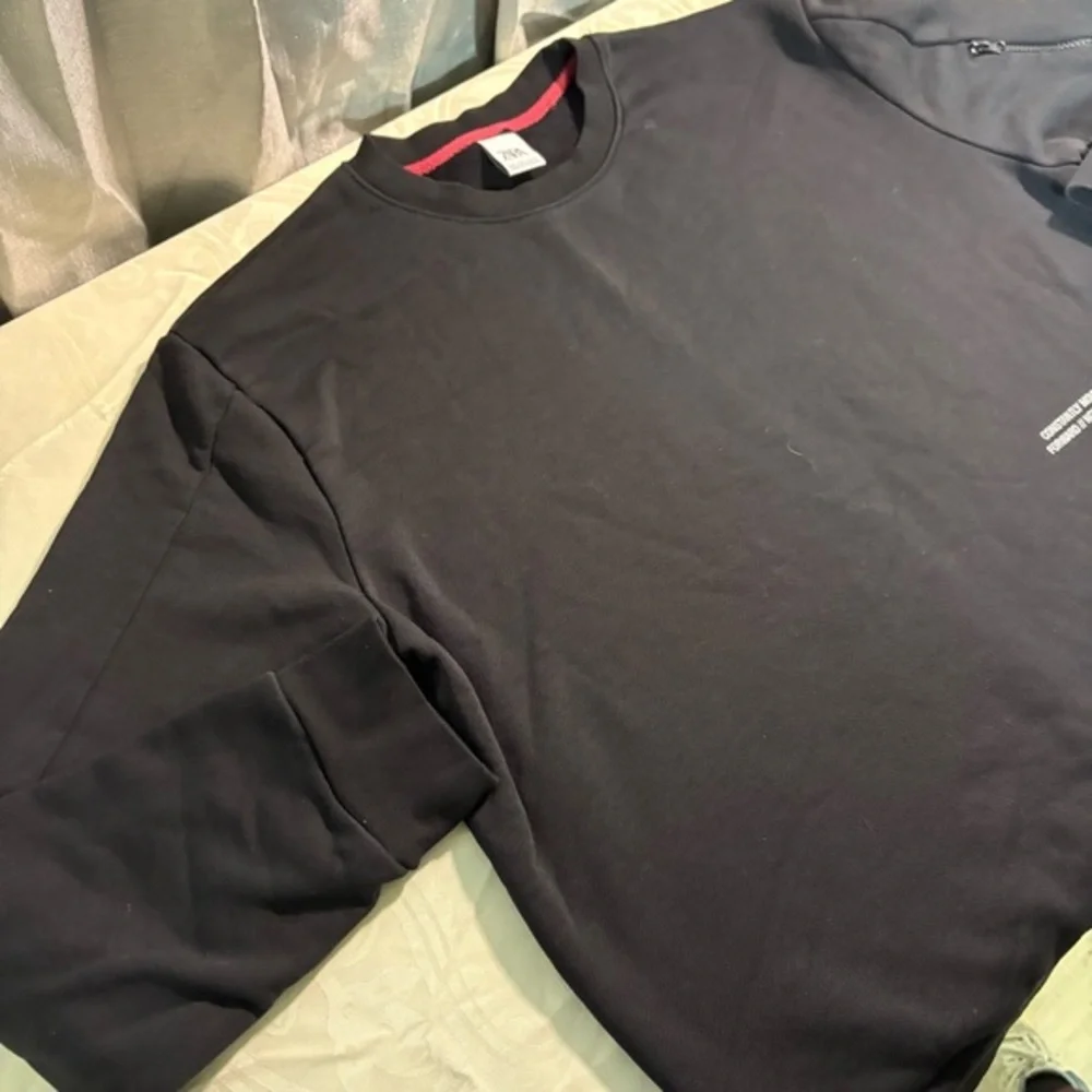 Zara Black Crew Neck Sweater